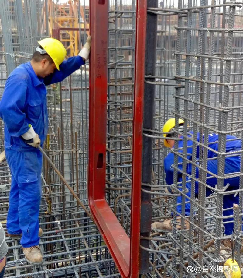 重庆市劳务分包政策解读 工程禁止再分包给个人，必须使用自有建筑劳务分包